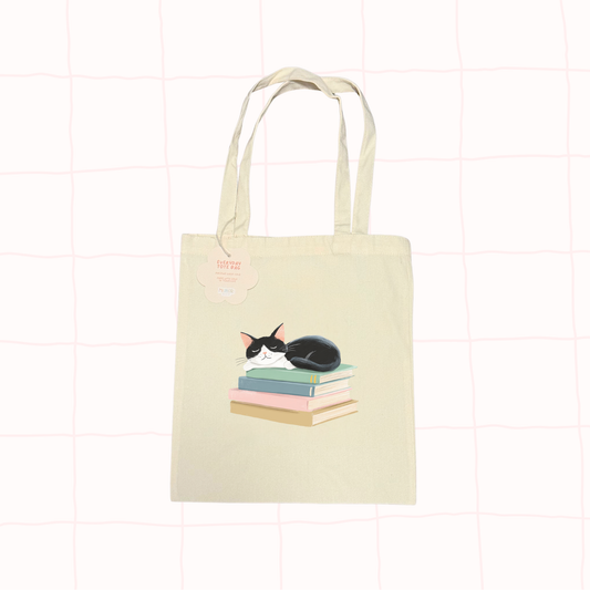 Cat & Books Tote Bag