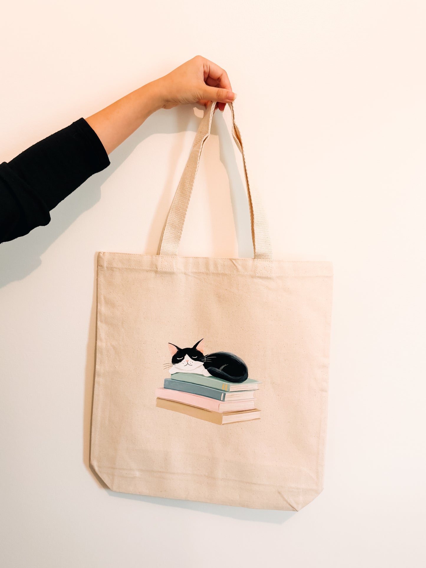 Cat & Books Tote Bag